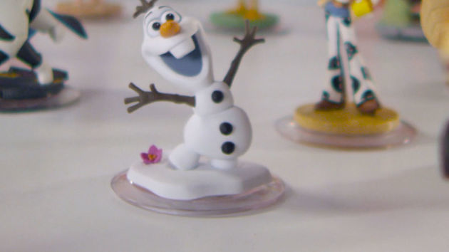 disney infinity olaf figure